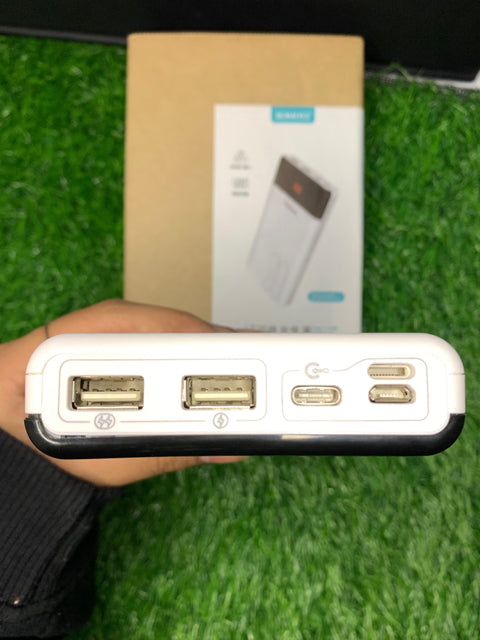 𝐑𝐨𝐦𝐨𝐬𝐬 𝟐𝟎𝟎𝟎𝟎𝐦𝐀𝐡 𝐏𝐨𝐰𝐞𝐫 𝐛𝐚𝐧𝐤⚡