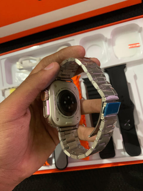 Ultra 7 In 1 Strap Smart Watch With Free Airpods Pro 2 (ANC)